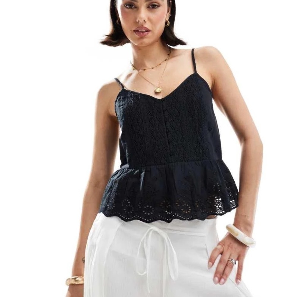 Levi's broderie cami top in black Woman’s Size XSMALL